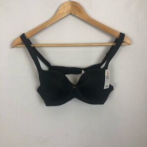 Essential Bodywear Bra Style 6111 New With Tags Size 34A Underwire